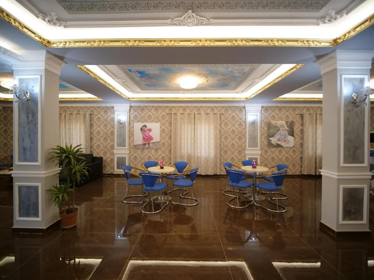 Hanna & Solei Hotel 培拉特