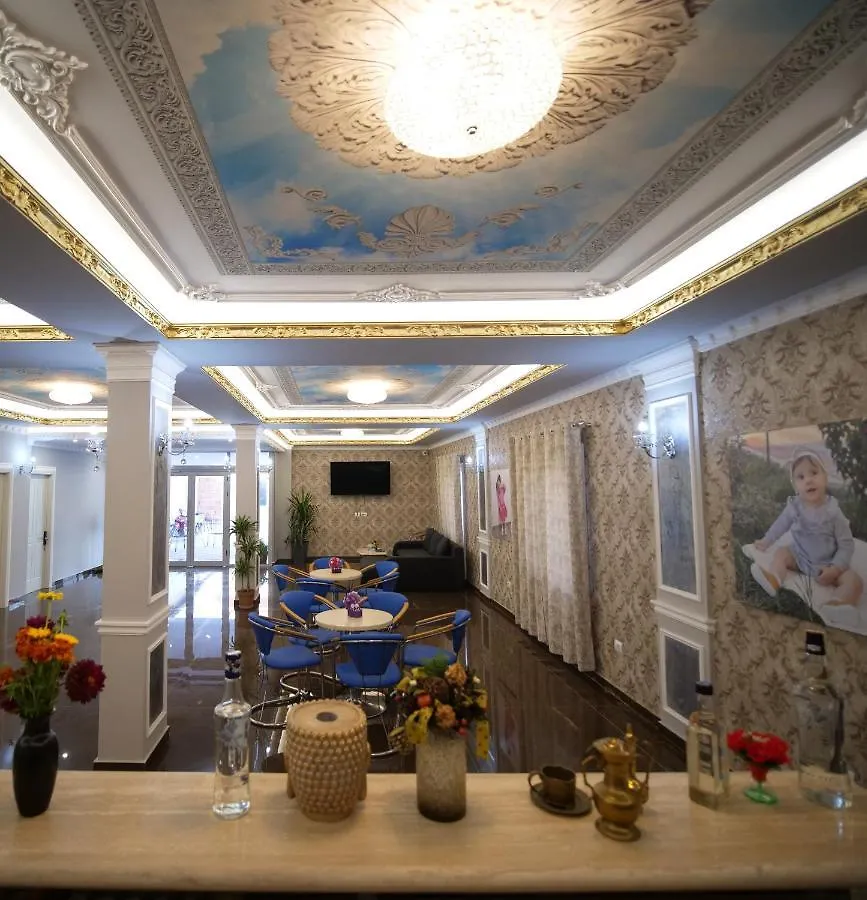 Hanna & Solei Hotel 培拉特